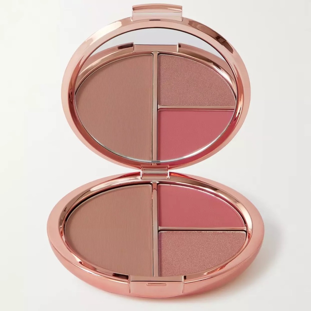 Bobbi Brown Face + Cheek Palette in Medium